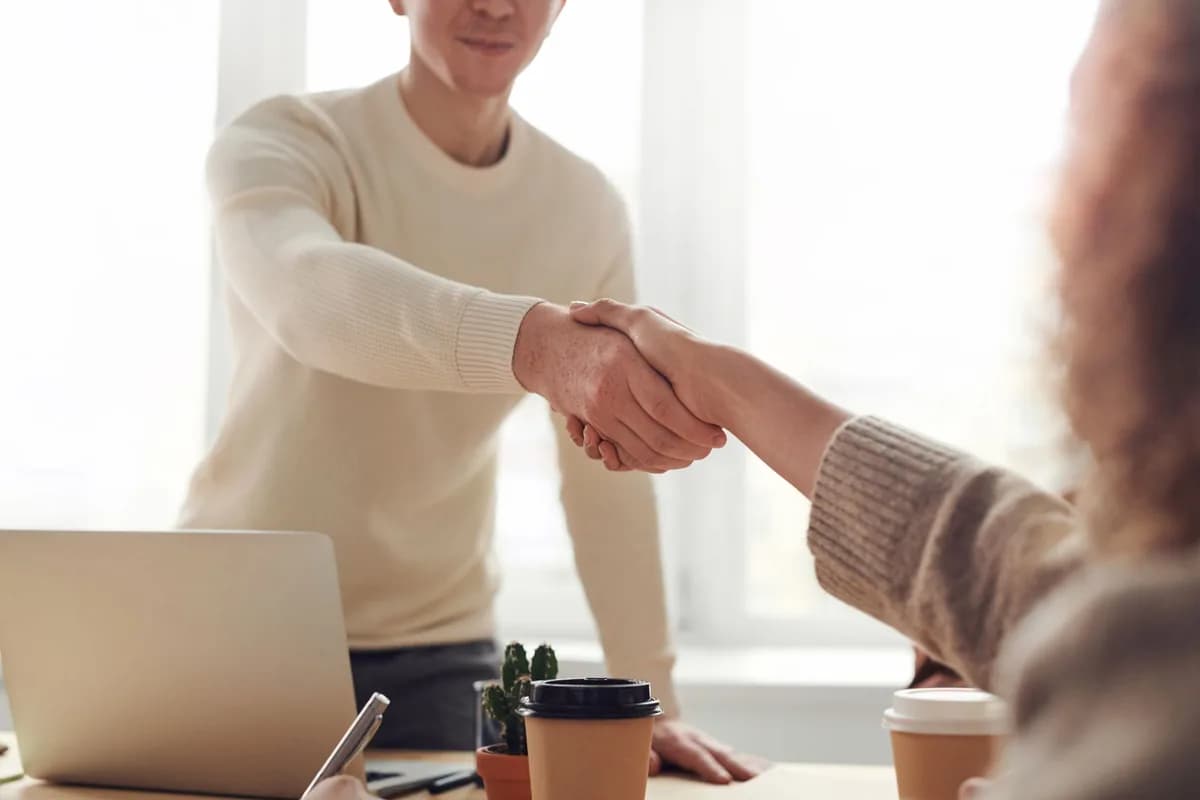 Venture Builder vs. Venture Capital: What Founders Should Know